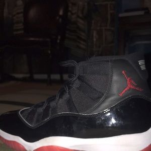 Jordan bred 11 size 11.5